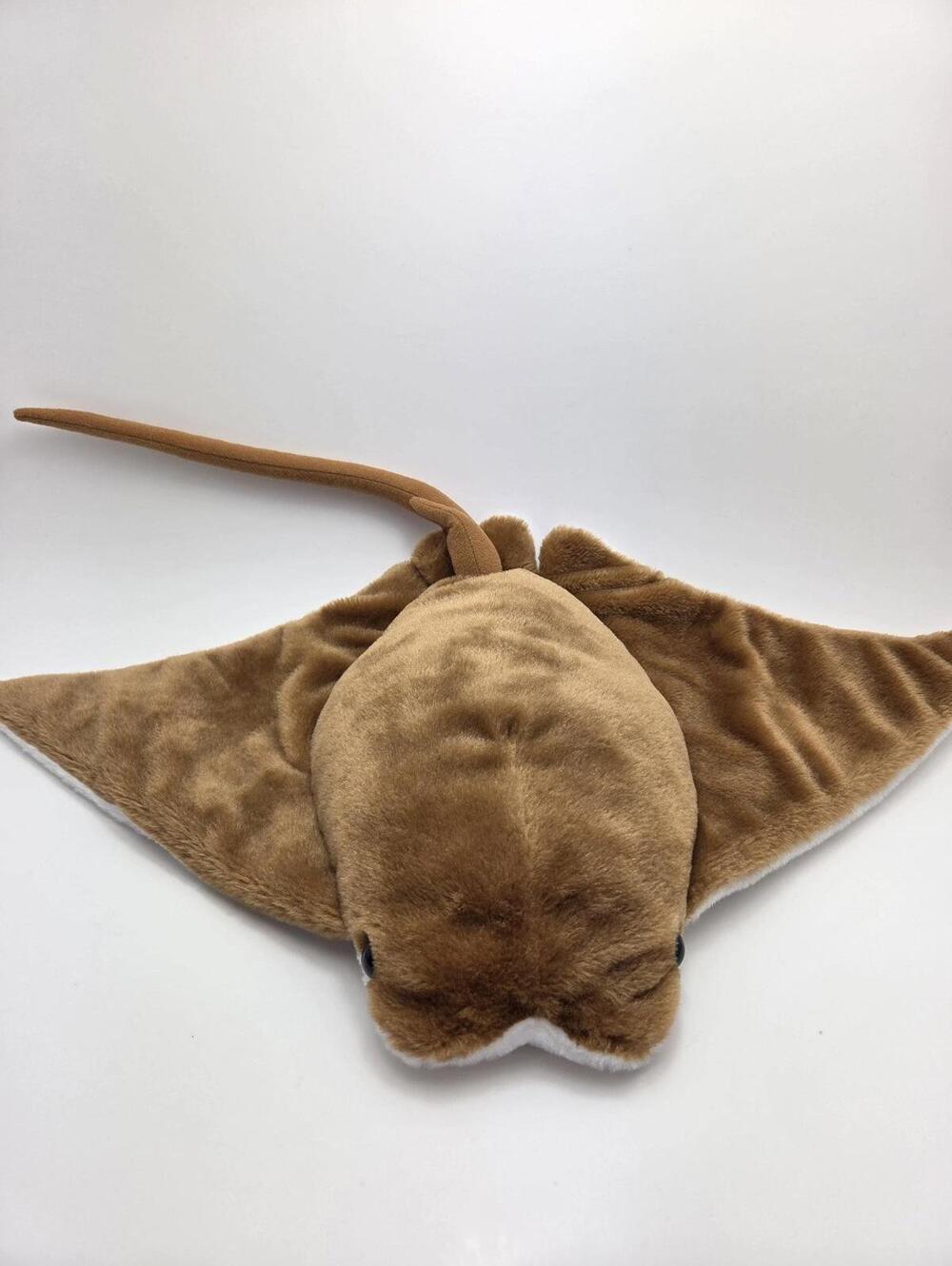 Vintage Ripley's Beieve it or not Stingray Stuffed Animal (10 inch)